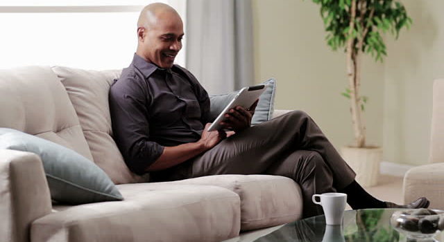 Can Crossing Your Legs Leads To Back Pain?